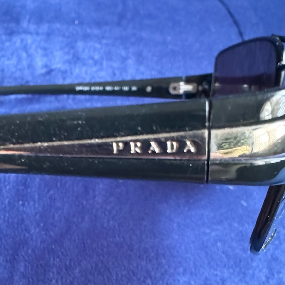 Prada Sunglasses - Picture 4 of 6
